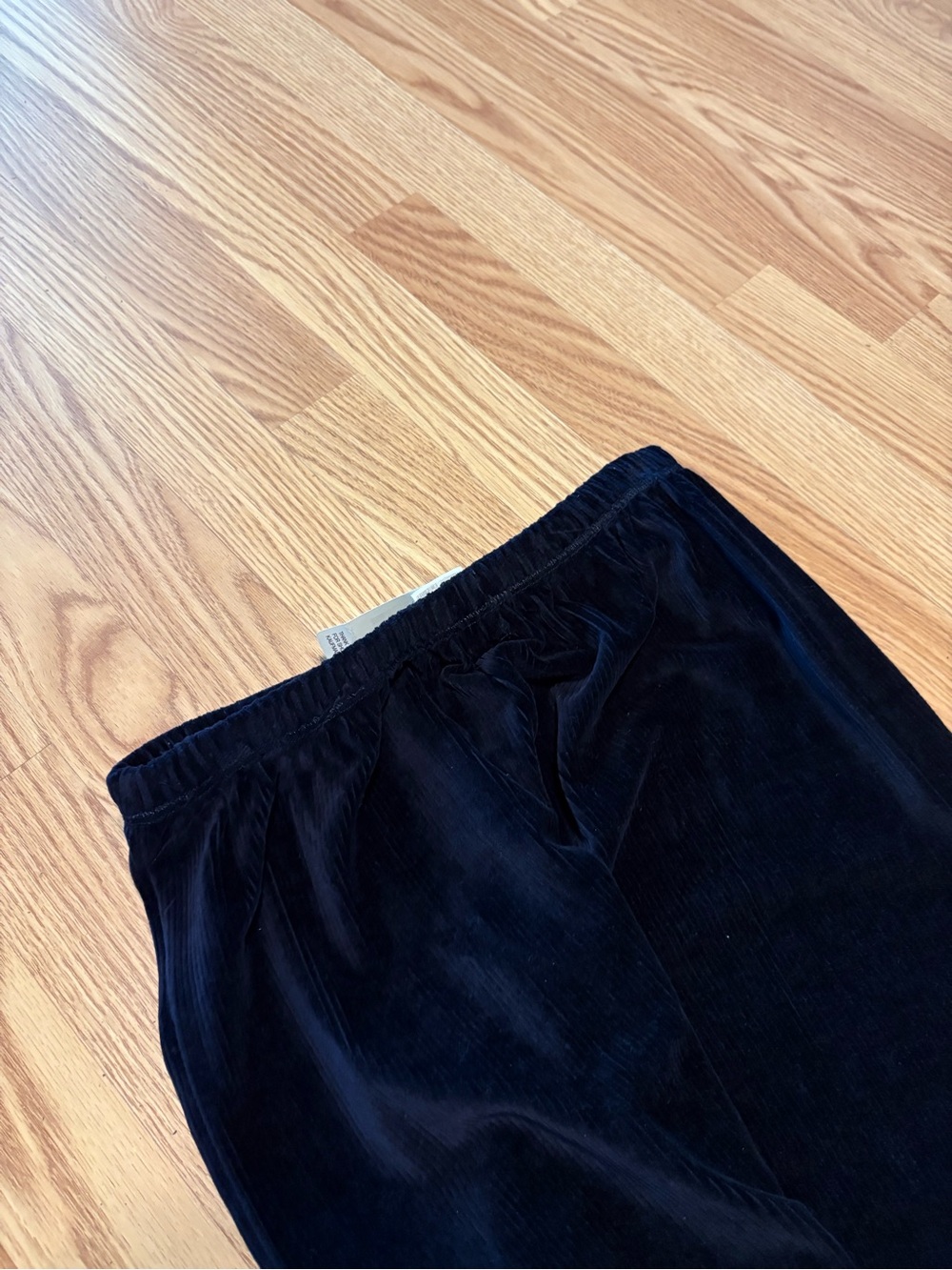Jones New York Black Velour Jogger Pants - Picture 5 of 5